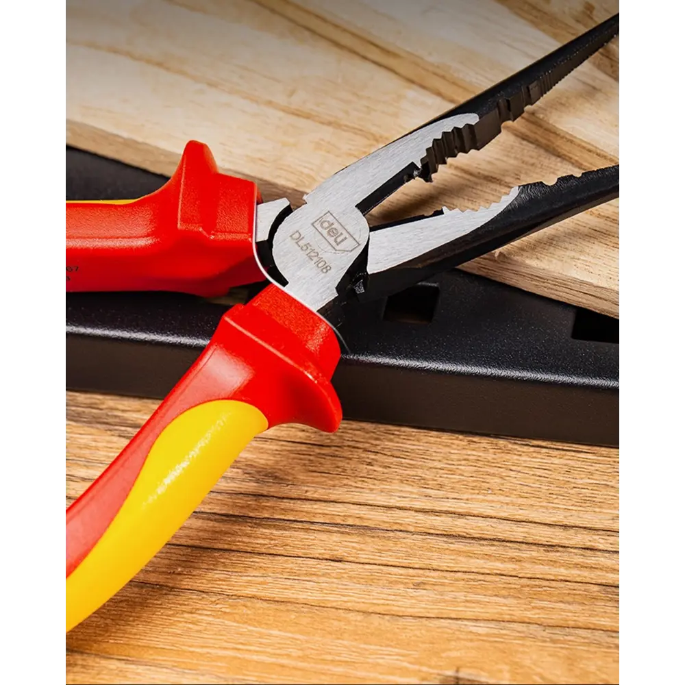 Фото 6 Плоскогубцы удлиненные диэлектрические Deli DL512108 200 мм