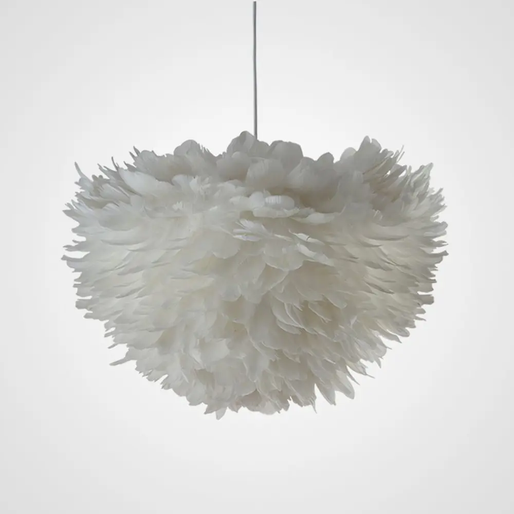 Фото Люстра подвесная Imperiumloft Feathers01 193198-26 5 ламп 15 м² цвет белый Фото Люстра подвесная Imperiumloft Feathers01 193198-26 5 ламп 15 м² цвет белый