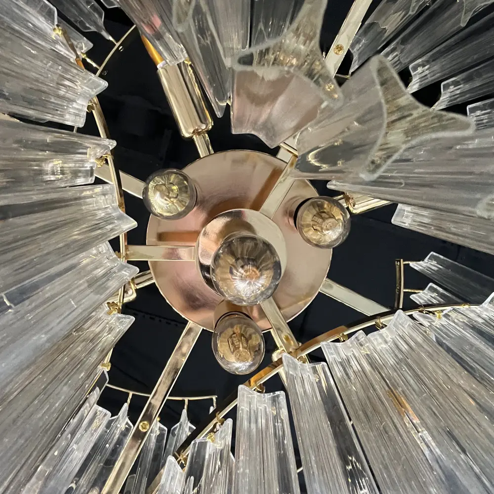 Фото 9 Люстра подвесная Imperiumloft Waltz Impr_177867-26 18 ламп 36 м² цвет прозрачный/золотой Фото 9 Люстра подвесная Imperiumloft Waltz Impr_177867-26 18 ламп 36 м² цвет прозрачный/золотой