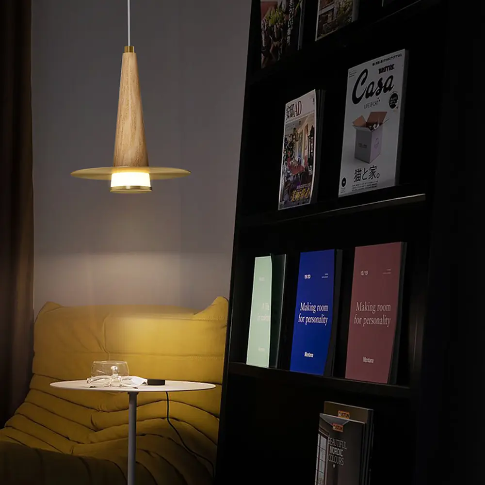 Фото 12 Светильник подвесной светодиодный Imperiumloft Cruise 3 м² регулируемый белый свет цвет жёлтый/золотой Фото 12 Светильник подвесной светодиодный Imperiumloft Cruise 3 м² регулируемый белый свет цвет жёлтый/золотой