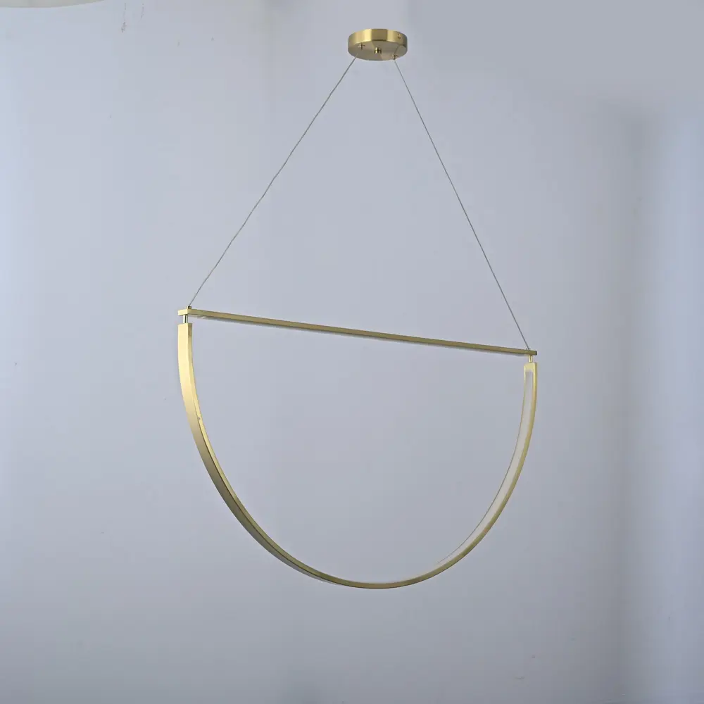 Фото 15 Светильник подвесной светодиодный Imperiumloft Solana light 23 м² регулируемый белый свет цвет жёлтый/золотой Фото 15 Светильник подвесной светодиодный Imperiumloft Solana light 23 м² регулируемый белый свет цвет жёлтый/золотой