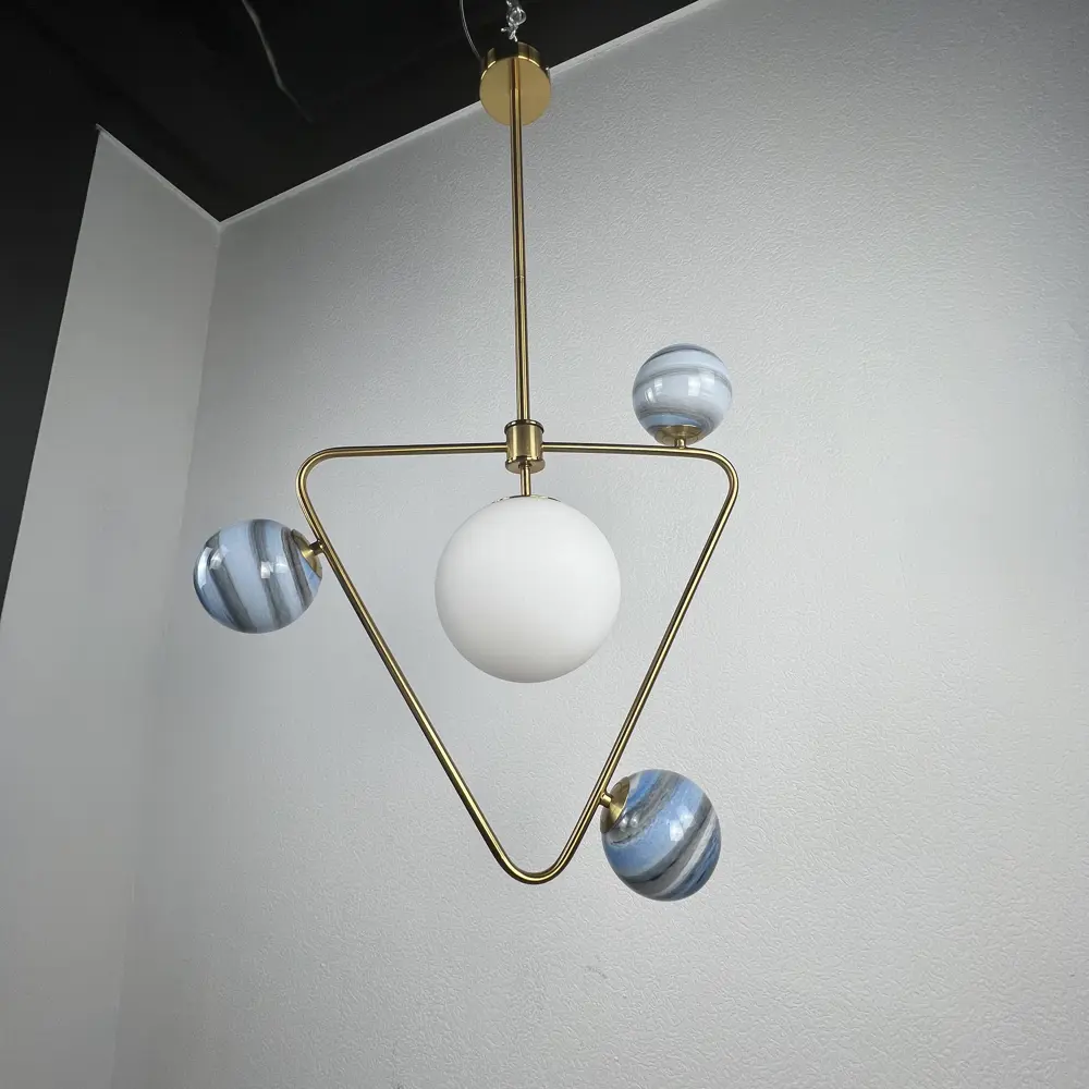 Фото 14 Светильник подвесной Imperiumloft Cosmogony Impr_151873-26 4 лампы 5 м² цвет белый/синий/коричневый/золотой Фото 14 Светильник подвесной Imperiumloft Cosmogony Impr_151873-26 4 лампы 5 м² цвет белый/синий/коричневый/золотой