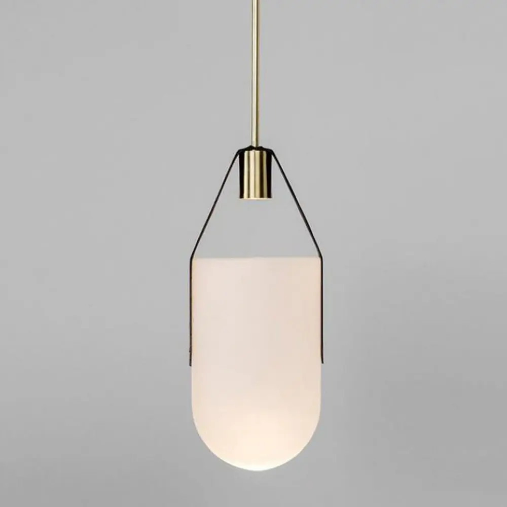 Фото Светильник подвесной светодиодный Imperiumloft Allied maker white Impr_123601-22 4 м² белый свет цвет белый/латунь Фото Светильник подвесной светодиодный Imperiumloft Allied maker white Impr_123601-22 4 м² белый свет цвет белый/латунь