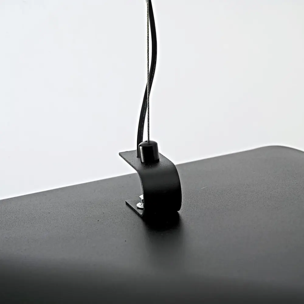 Фото 2 Светильник подвесной светодиодный Imperiumloft Covert black Impr_140621-26 7 м² белый свет цвет черный Фото 2 Светильник подвесной светодиодный Imperiumloft Covert black Impr_140621-26 7 м² белый свет цвет черный