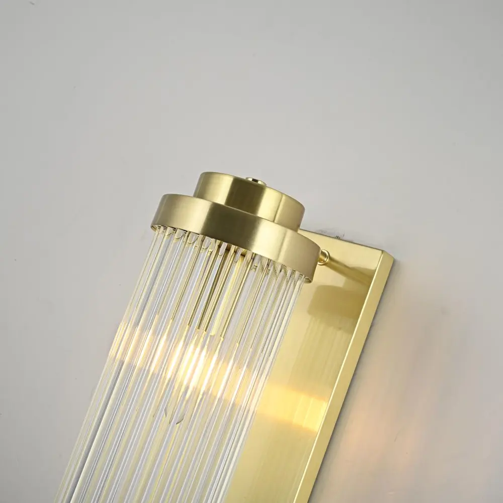 Фото 5 Настенный светильник Imperiumloft Brass kiosk 60 Impr_143823-22 цвет прозрачный/латунь Фото 5 Настенный светильник Imperiumloft Brass kiosk 60 Impr_143823-22 цвет прозрачный/латунь