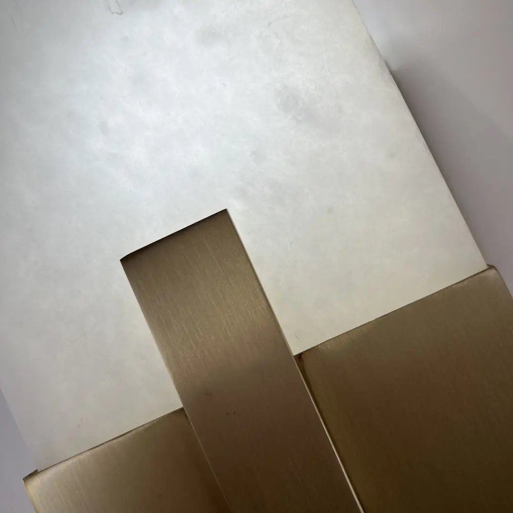 Фото 6 Настенный светильник Imperiumloft Covet short clip bath sconce Impr_147864-22 цвет белый/латунь Фото 6 Настенный светильник Imperiumloft Covet short clip bath sconce Impr_147864-22 цвет белый/латунь