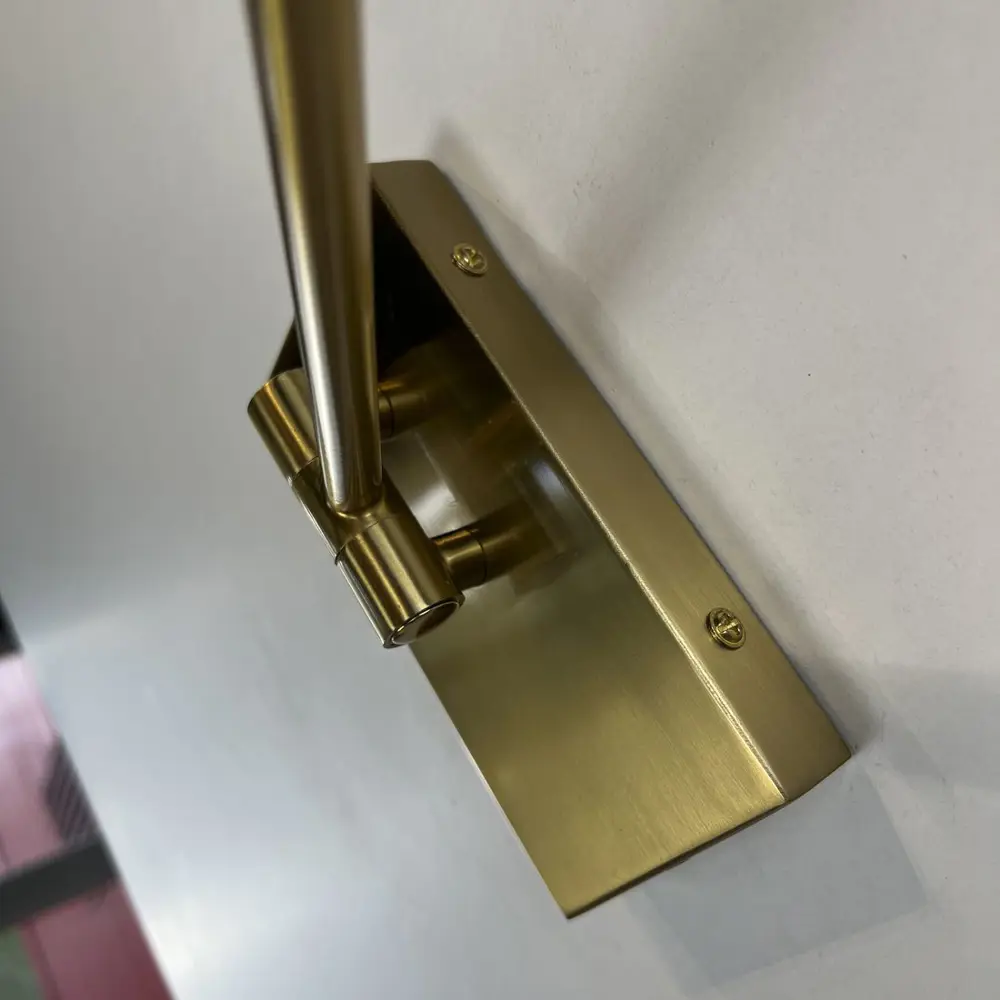 Фото 5 Настенный светильник Imperiumloft Vallbo Impr_141118-26 цвет золотой Фото 5 Настенный светильник Imperiumloft Vallbo Impr_141118-26 цвет золотой