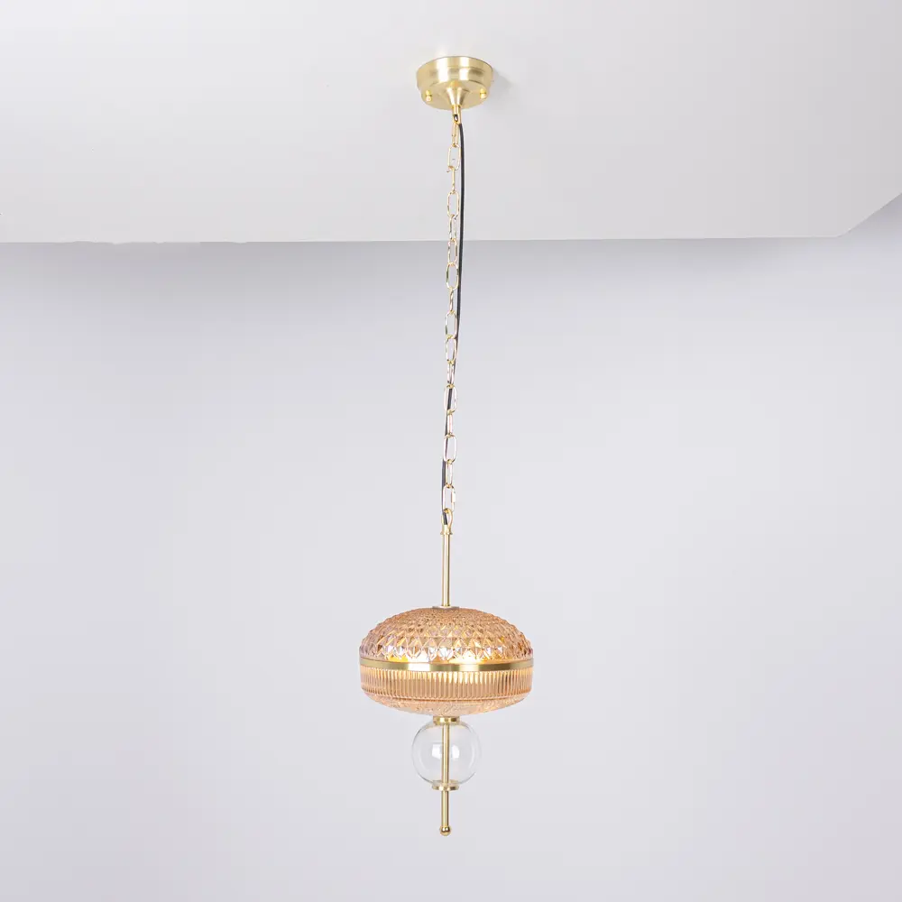 Фото 20 Светильник подвесной Imperiumloft Ample 212139-26 3 лампы 90 м² цвет прозрачный/золотой/янтарный Фото 20 Светильник подвесной Imperiumloft Ample 212139-26 3 лампы 90 м² цвет прозрачный/золотой/янтарный