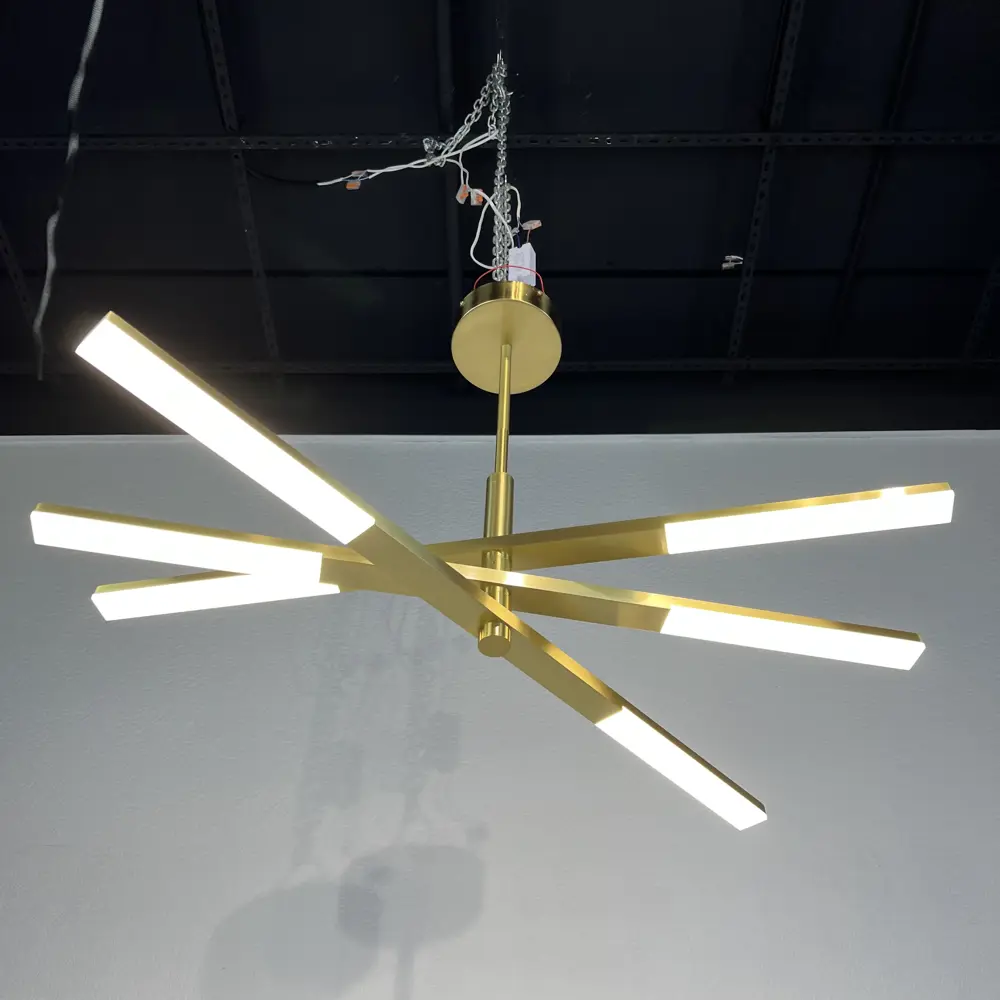 Фото 3 Люстра на штанге светодиодная Imperiumloft Orton 241024-26 9 м² белый свет цвет белый/золотой Фото 3 Люстра на штанге светодиодная Imperiumloft Orton 241024-26 9 м² белый свет цвет белый/золотой