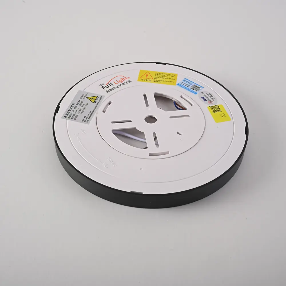 Фото 18 Светильник потолочный светодиодный Imperiumloft Slim 178437-26 6 м² белый свет цвет белый/черный Фото 18 Светильник потолочный светодиодный Imperiumloft Slim 178437-26 6 м² белый свет цвет белый/черный