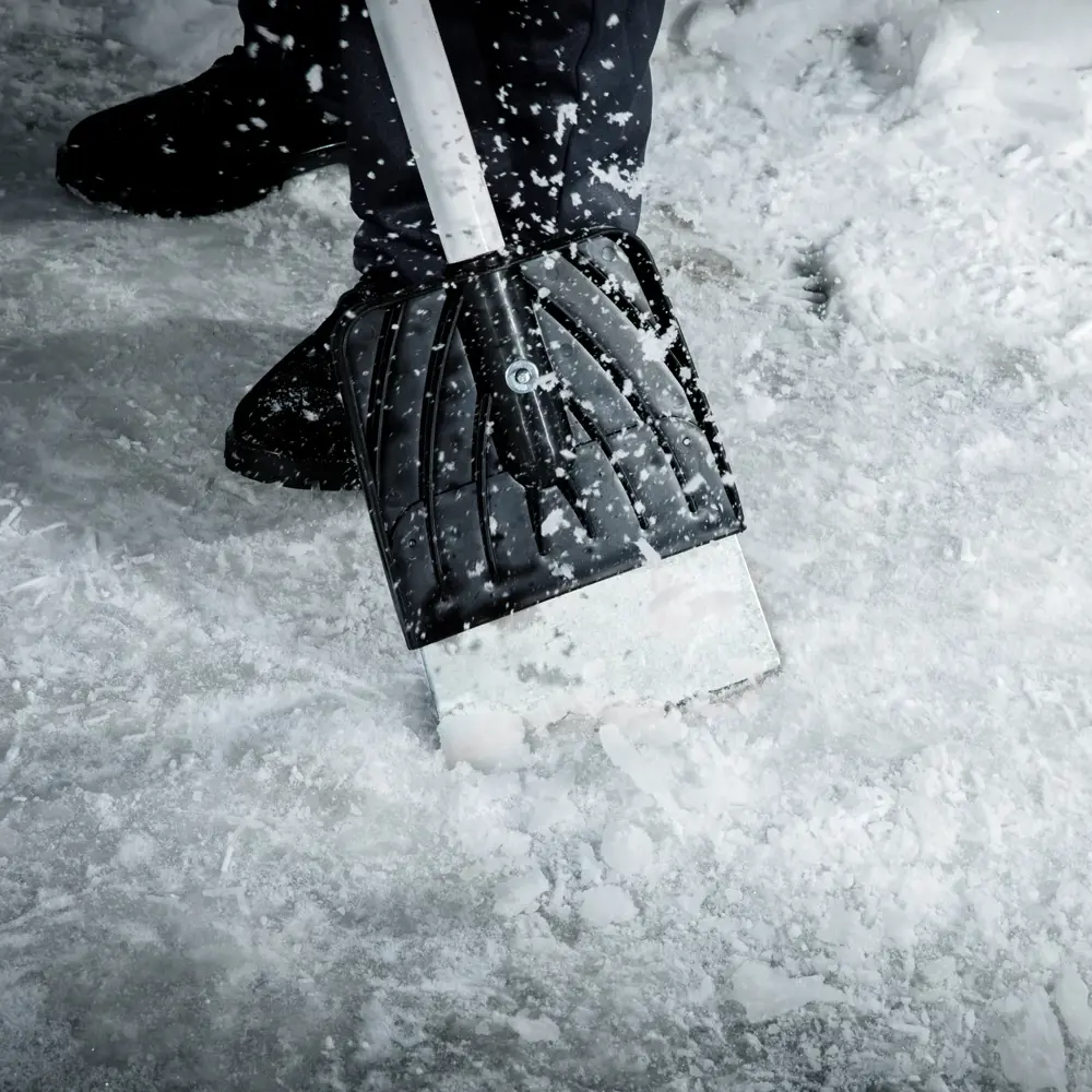 Фото 8 Ледоруб-скребок Сибртех 61491 с металлическим черенком 120 см Фото 8 Ледоруб-скребок Сибртех 61491 с металлическим черенком 120 см