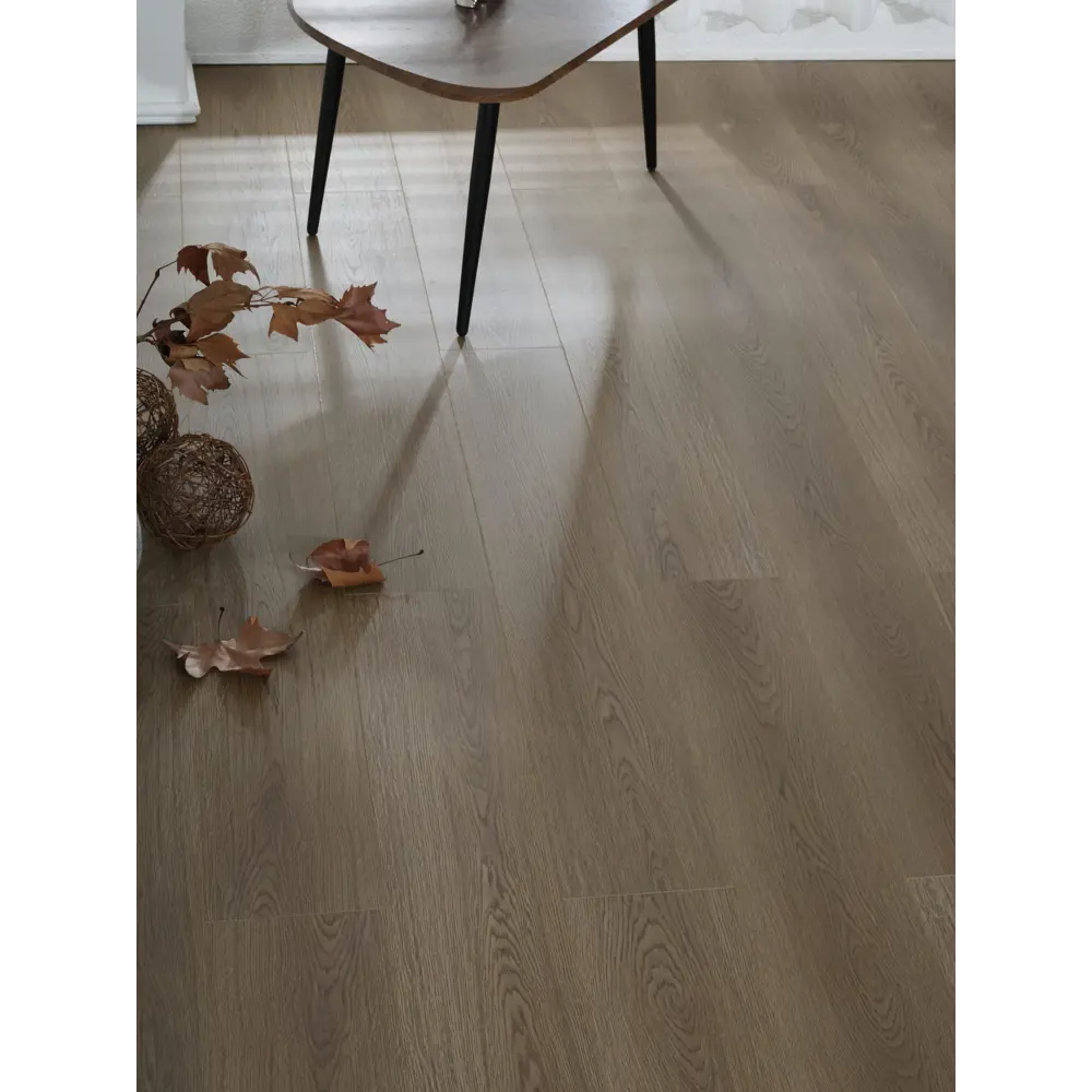 Фото 9 Ламинат Lamiwood Select Дуб Темный 34 класс толщина 12 мм с фаской 1.66 м² цена за упаковку Фото 9 Ламинат Lamiwood Select Дуб Темный 34 класс толщина 12 мм с фаской 1.66 м² цена за упаковку