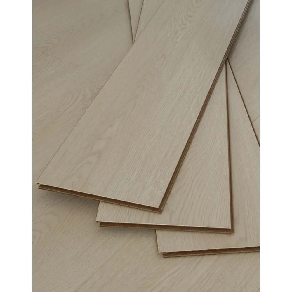 Фото 19 Ламинат Lamiwood Select Дуб Ванильный 34 класс толщина 12 мм с фаской 1.66 м² цена за упаковку Фото 19 Ламинат Lamiwood Select Дуб Ванильный 34 класс толщина 12 мм с фаской 1.66 м² цена за упаковку