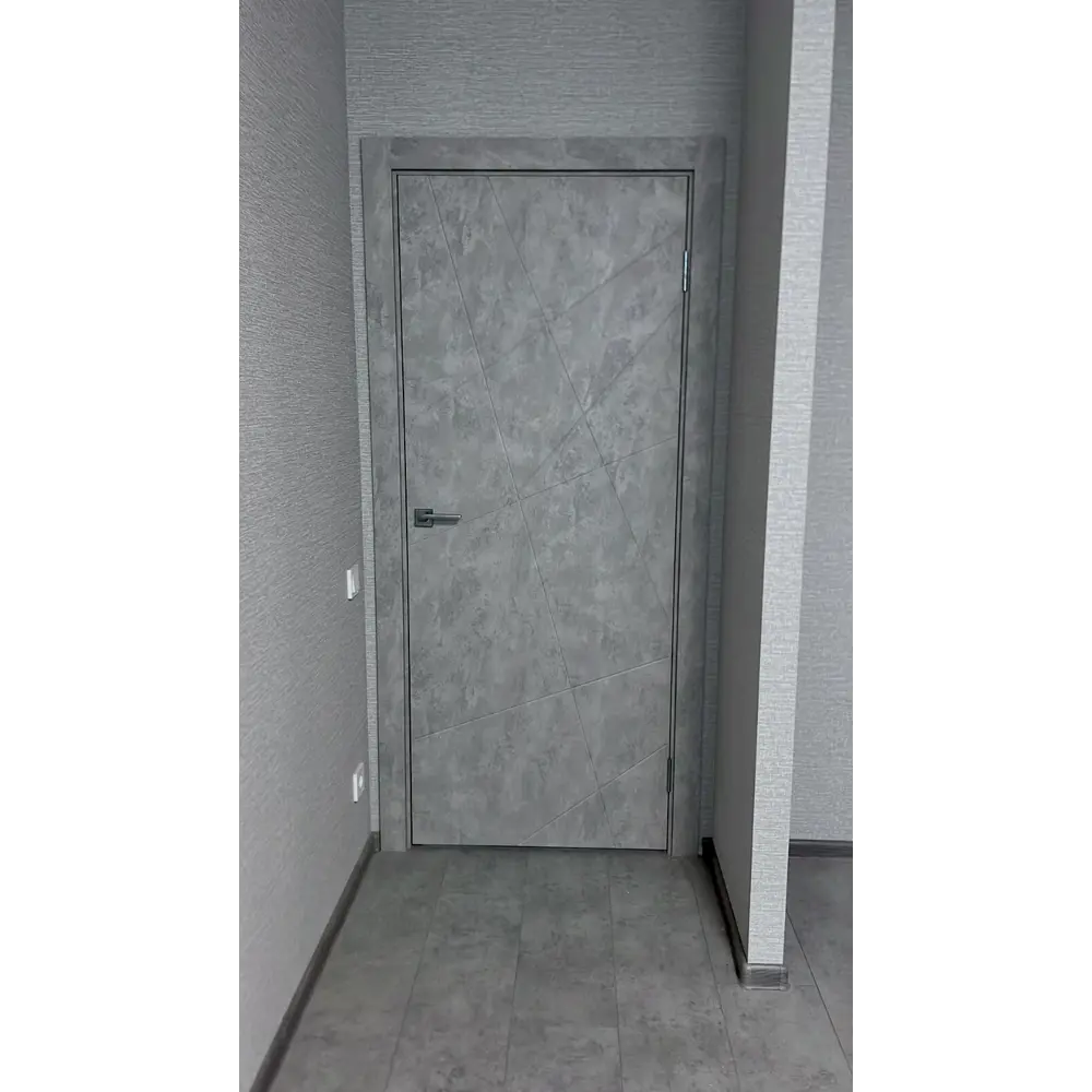 Фото 7 Комплект межкомнатной двери Леском Тоскана-1 глухая 200x60см полипропилен цвет серый бетон с коробом и наличниками