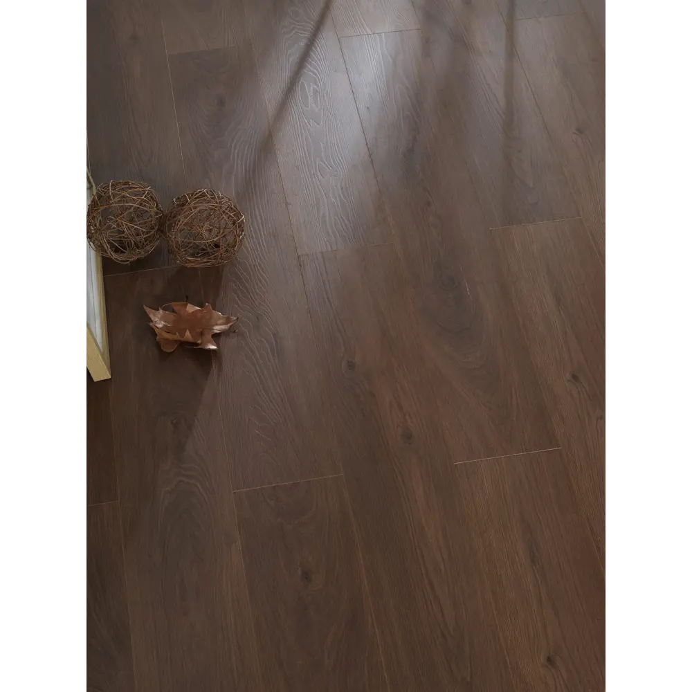 Фото 9 Ламинат Lamiwood Select Дуб Бурый 34 класс толщина 8 мм с фаской 1.90 м² цена за упаковку Фото 9 Ламинат Lamiwood Select Дуб Бурый 34 класс толщина 8 мм с фаской 1.90 м² цена за упаковку