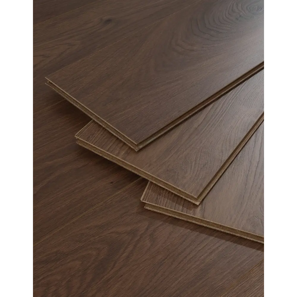 Фото 19 Ламинат Lamiwood Select Дуб Бурый 34 класс толщина 8 мм с фаской 1.90 м² цена за упаковку Фото 19 Ламинат Lamiwood Select Дуб Бурый 34 класс толщина 8 мм с фаской 1.90 м² цена за упаковку