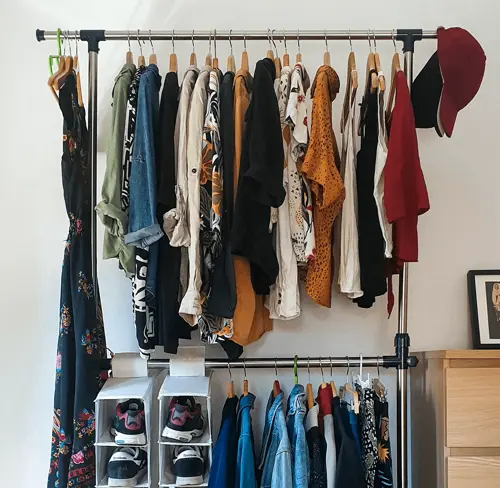 Детский гардероб.