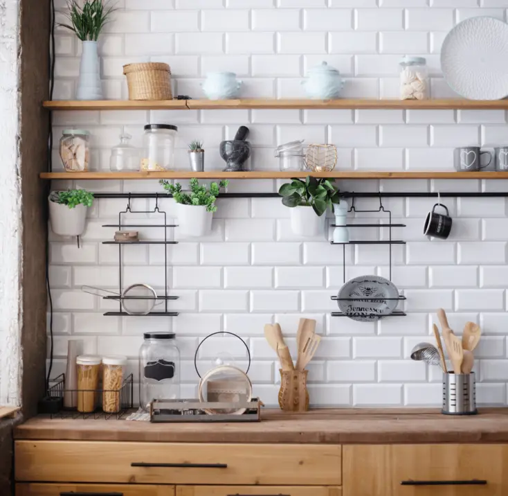 Открытое хранение на кухне