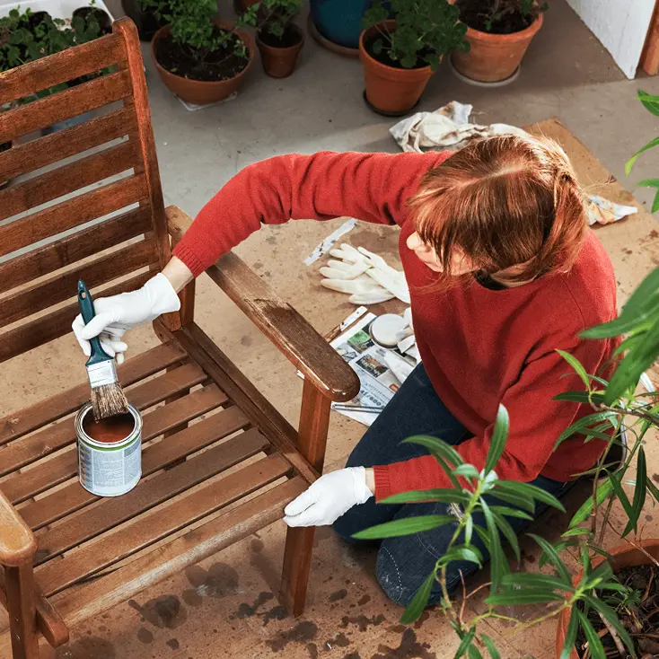 Покраска стула.