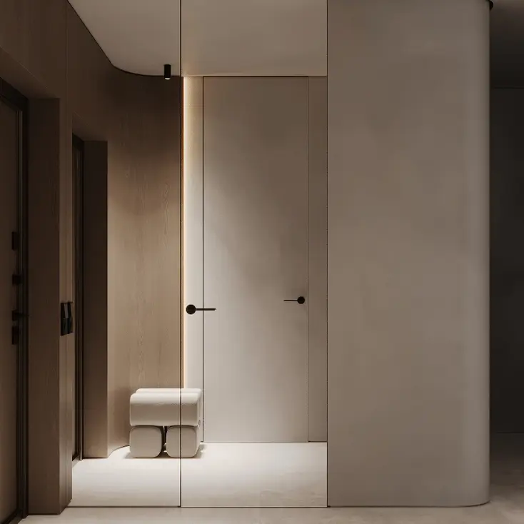 Светлая входная группа в бежевых тонах.