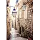 Фотообои флизелиновые DeliceDecor И 261 Узкая улочка 200x300см