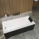 Ванна акриловая Helmken Luna 828V042D75 140х70 комплект 4 в 1: прямоугольная ванна, ножки, черный подголовник и лицевой экран цвет черный