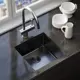 Кухонная мойка из нержавеющей стали TROPFBERG 45х45 с сифоном черный графит