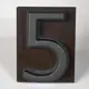 Адресная табличка на дом PINЛайт цифра "5" коричневая подложка с задней холодной подсветкой