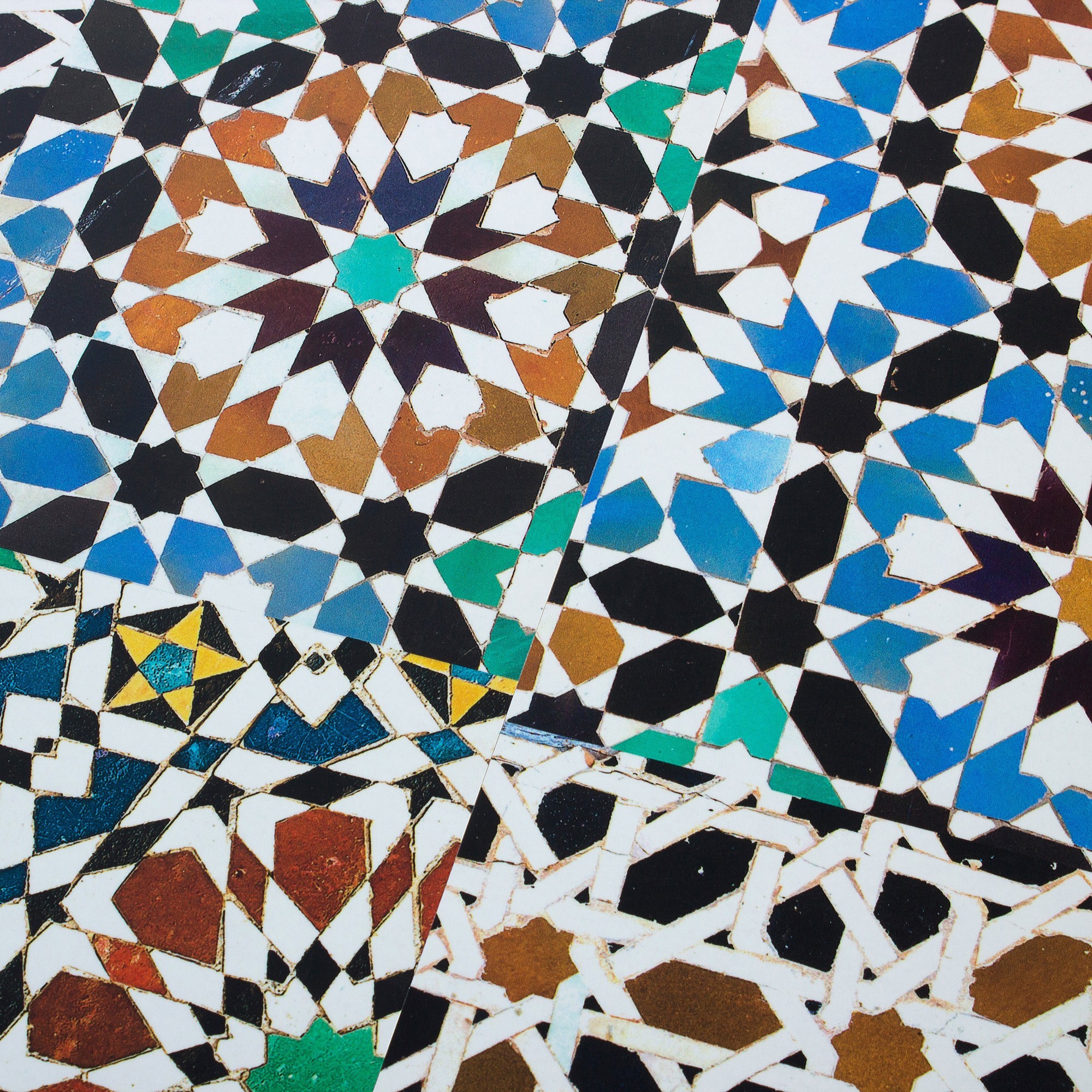 Изображение товара Ламинат "Мозаика" 8 мм 33 класс, 1. 996 м2, стильный дизайн