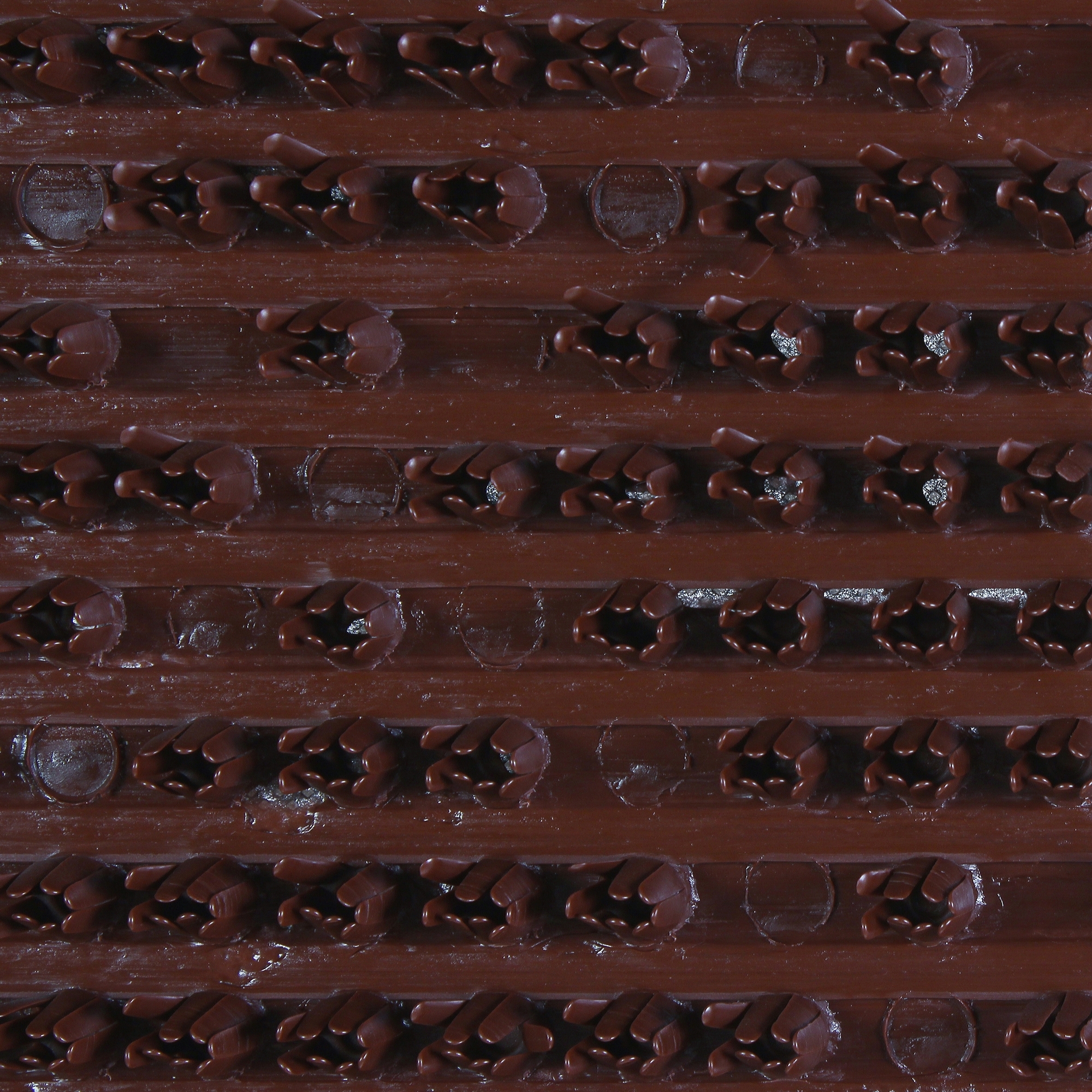 Изображение товара Дорожка Ромб 0,9 м коричневая искусственный газон для входных зон