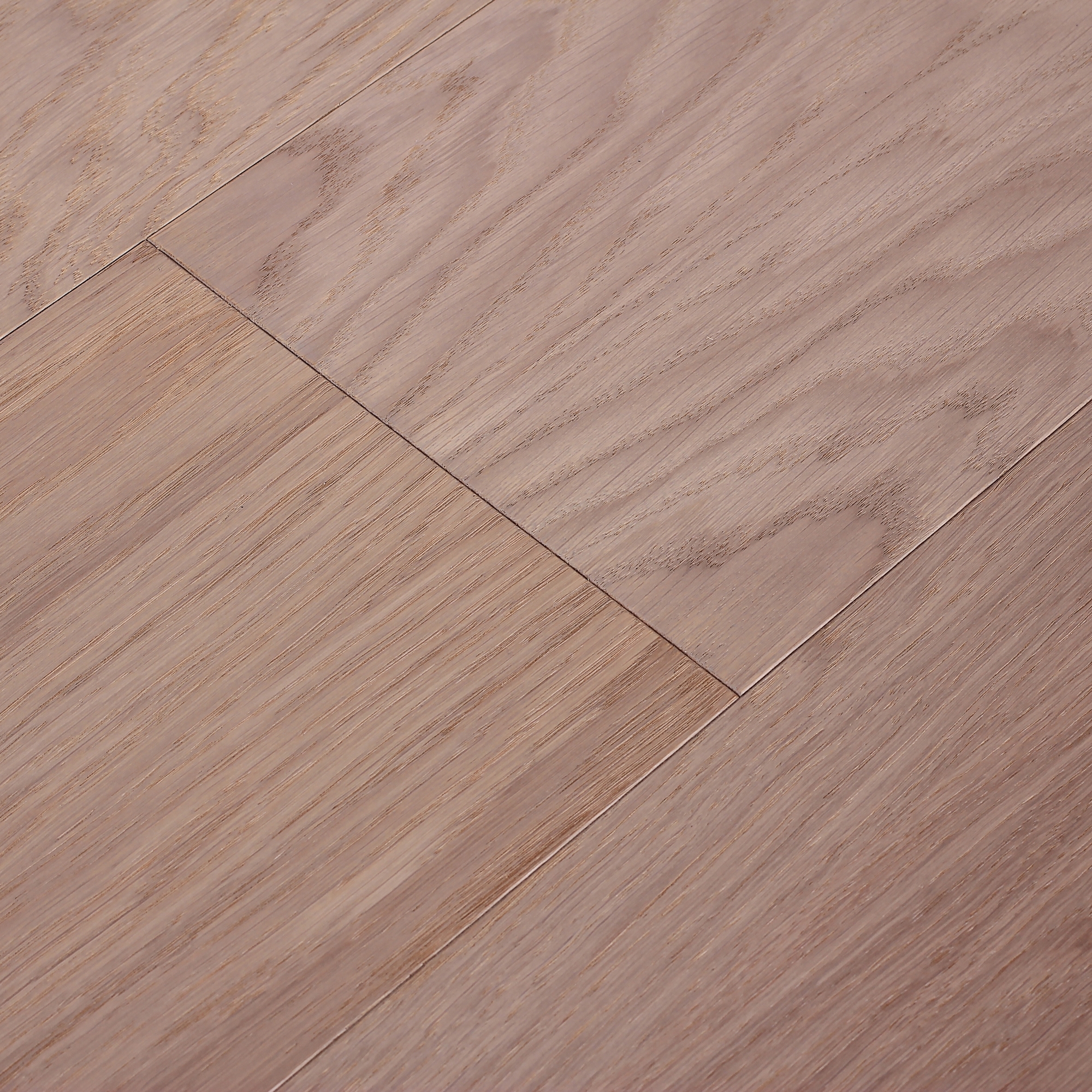 Изображение товара Шпонированная напольная доска на основе HDF «Дуб дымчатый», 2.25 м²