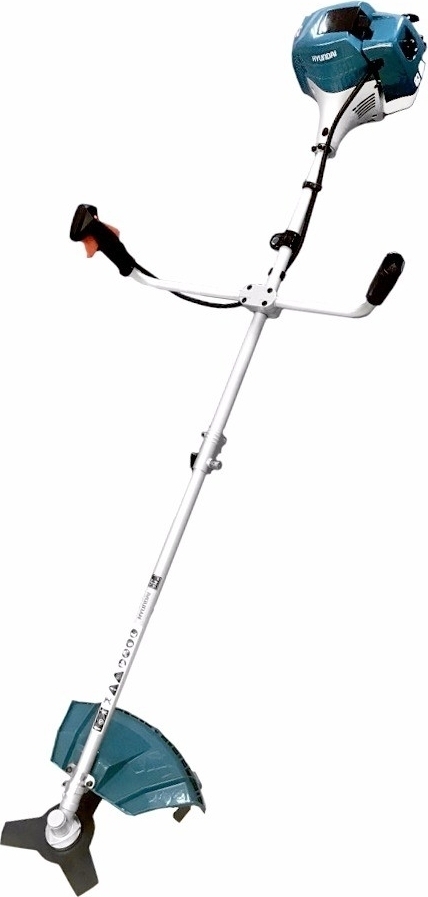 Изображение товара Мотокоса бензиновая Hyundai Z 450 1.7 л.с для обработки участков