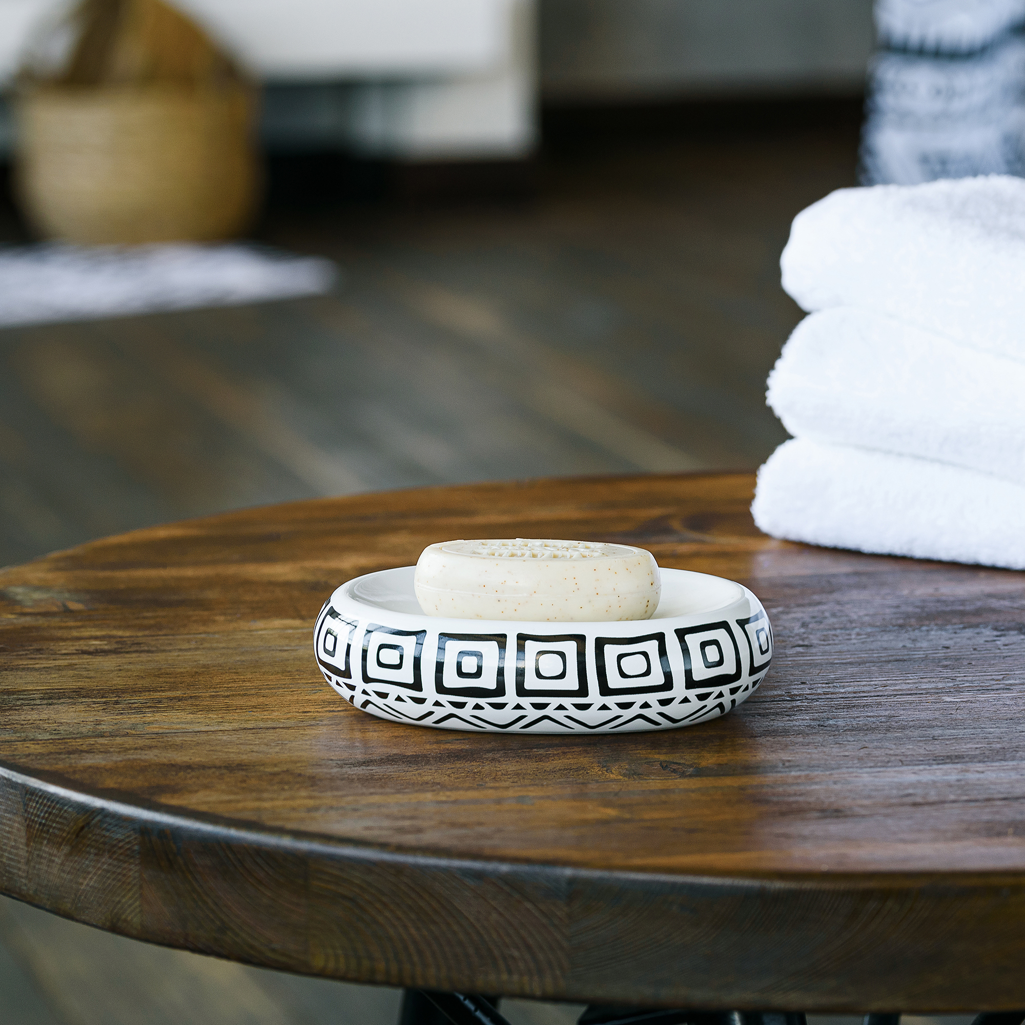 Изображение товара Мыльница Moroshka Nomads керамика белая/черная