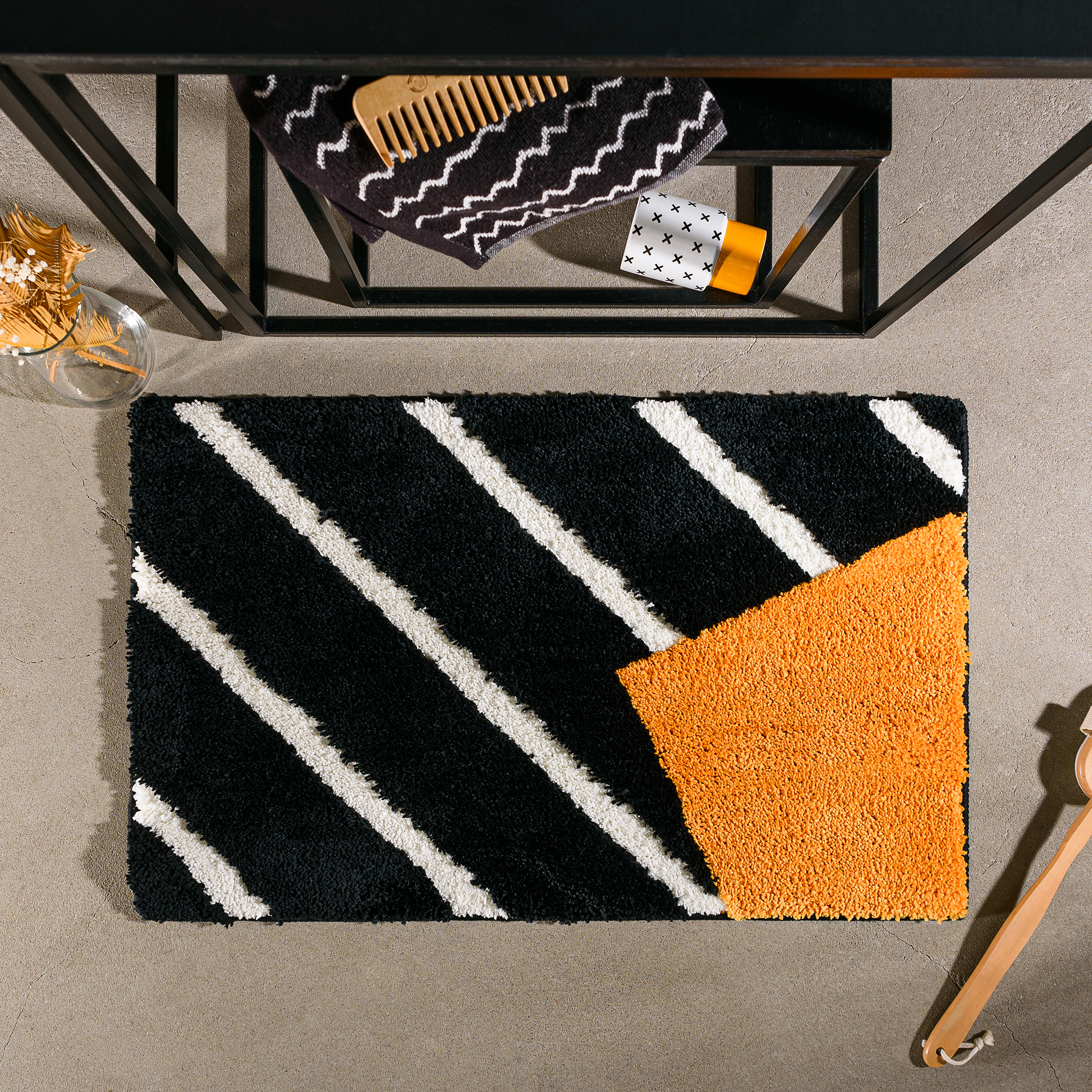 Изображение товара Коврик для ванной комнаты Moroshka Memphis 80х50 см цвет чёрный