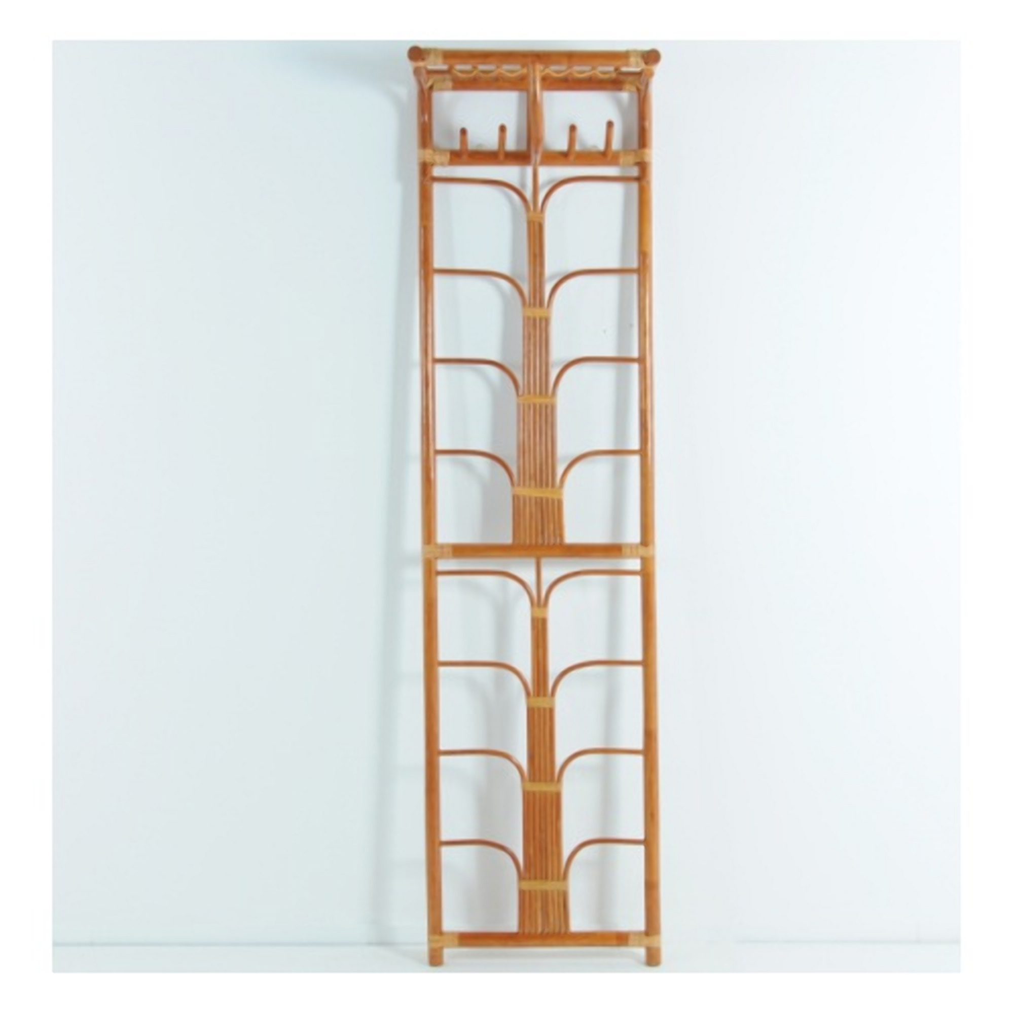 Изображение товара Вешалка для одежды Calamus rotan 50x190x30 см4 крючка 25-15A-K