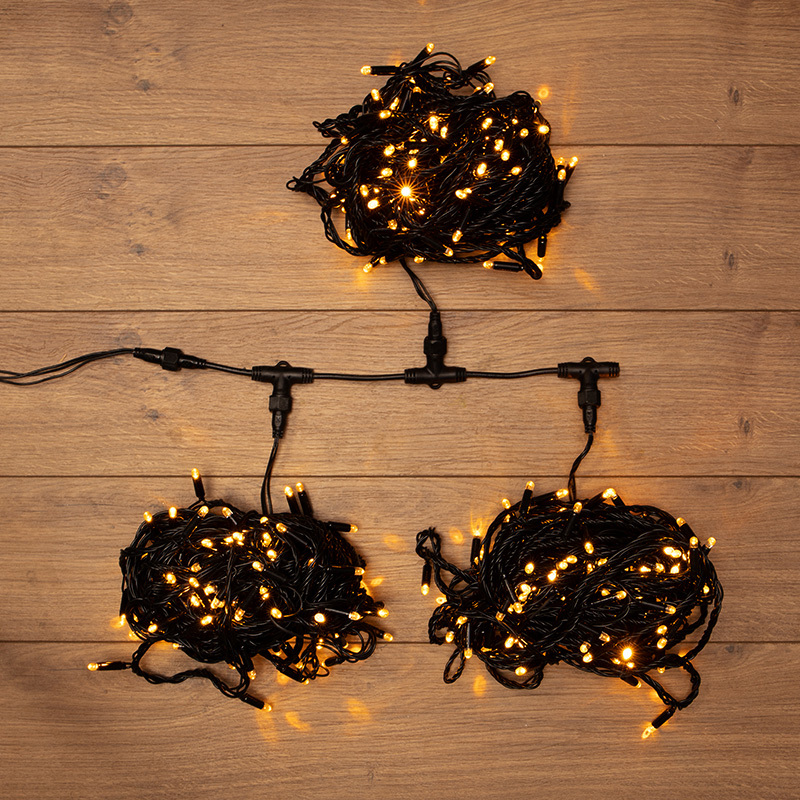 Изображение товара Электрогирлянда универсальная Neon-night 323-301 бахрома 20x20 м 399 ламп желтый 1 режим работы