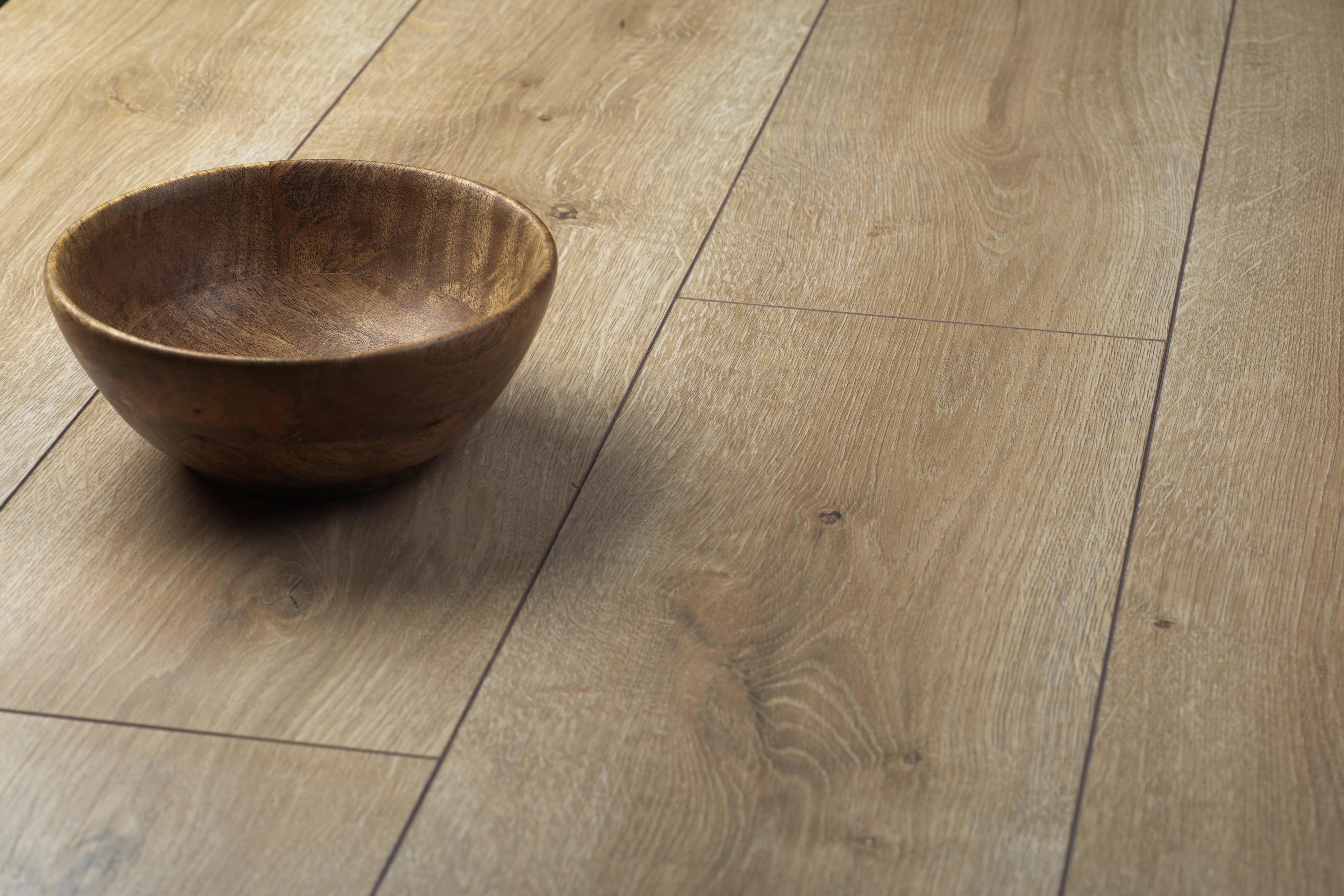 Изображение товара Ламинат Kronopol Zodiak Platinium Scorpio Oak 33 класс 10 мм с фаской 1.86 м²