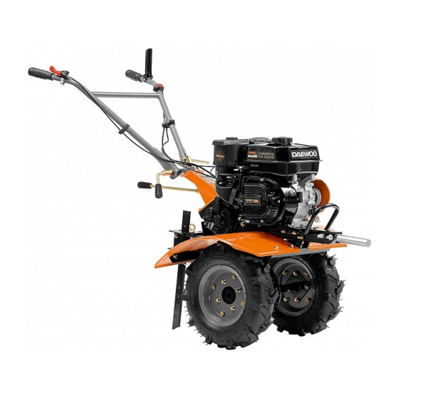 Изображение товара Мотоблок Daewoo Datm80110 бензиновый мощностью 8 лс и глубиной обработки 32 см