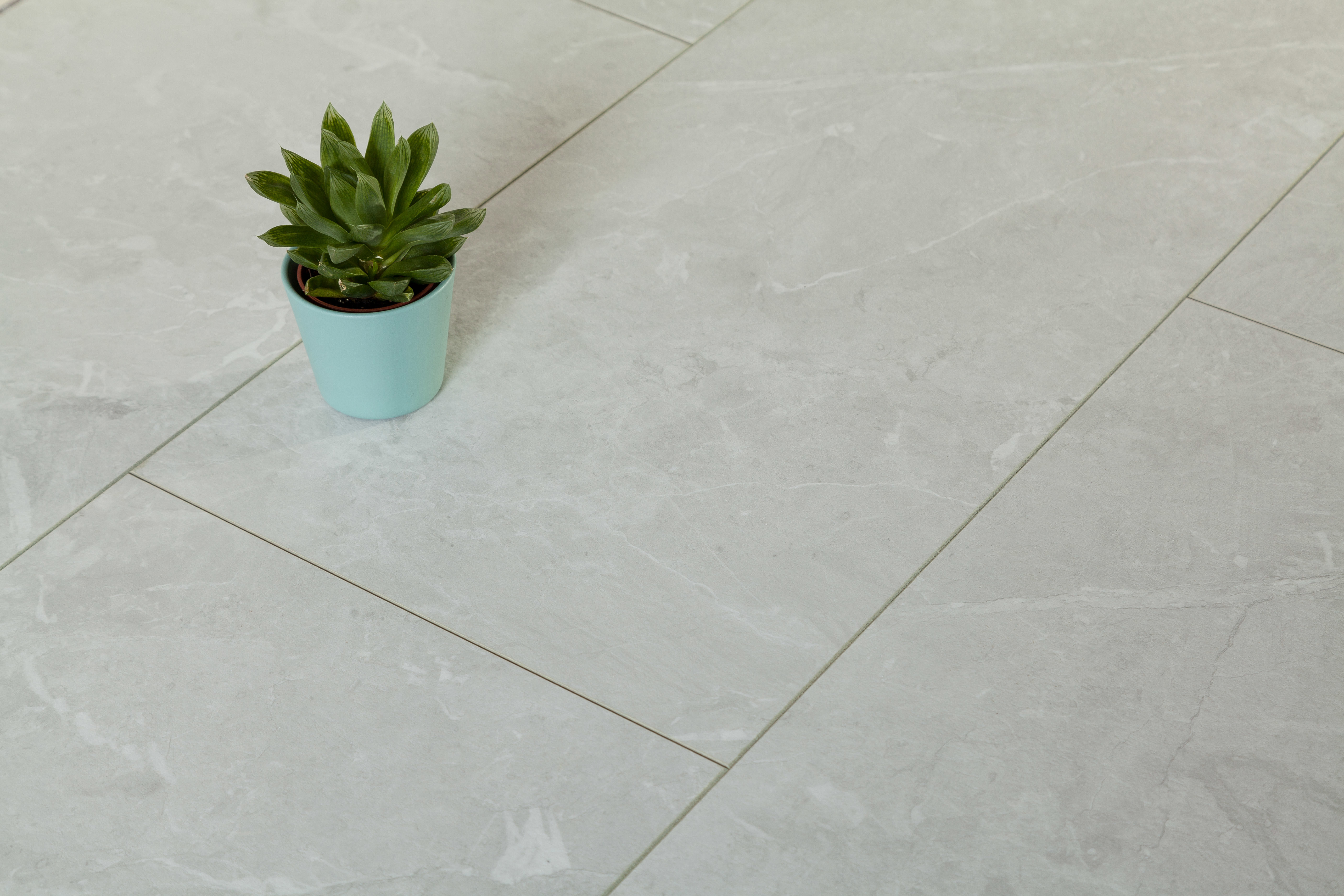 Изображение товара Ламинат Classen Visio Grande White Granite 32 класс 8мм с фаской 2.04м2 Германия