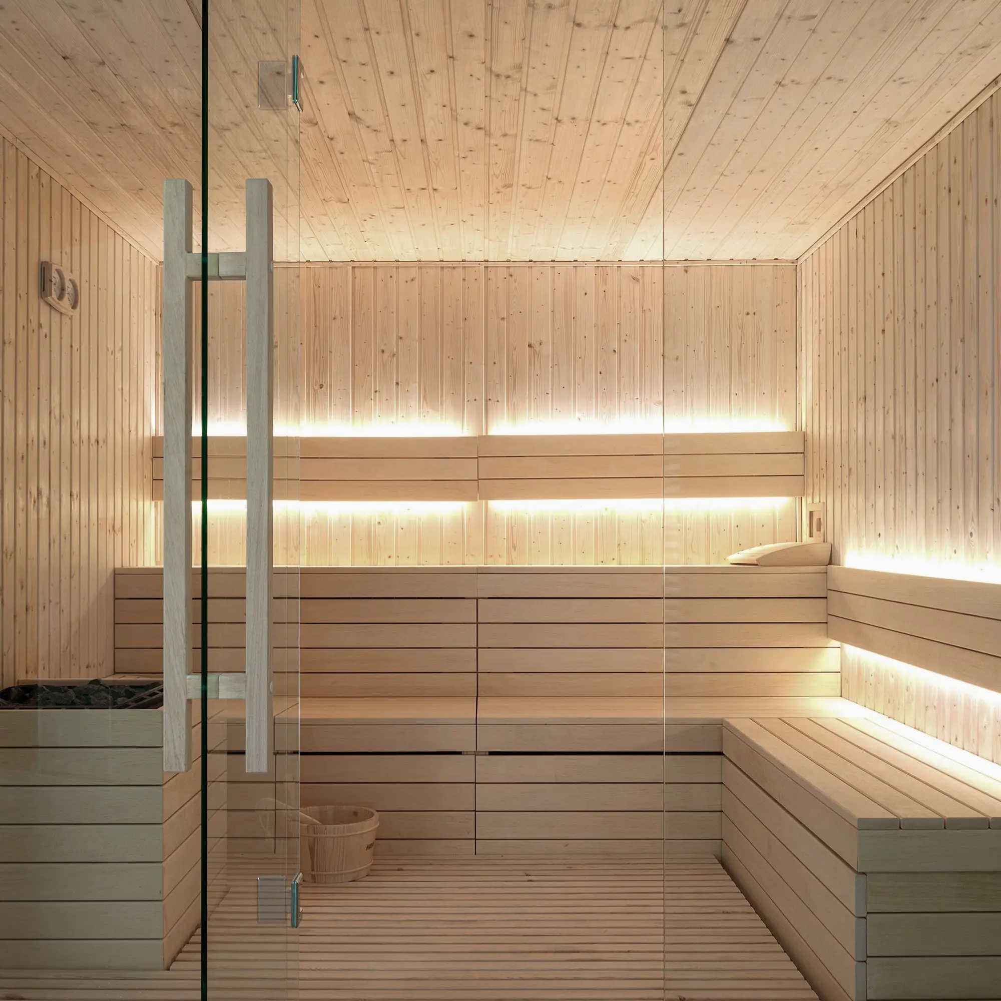 Гибкий неон термостойкий Apeyron SMD2835 24В 13 мм 5м 14.4 Вт/м 120диод/м 900 лм/м IP68 4000 К нейтральный белый свет