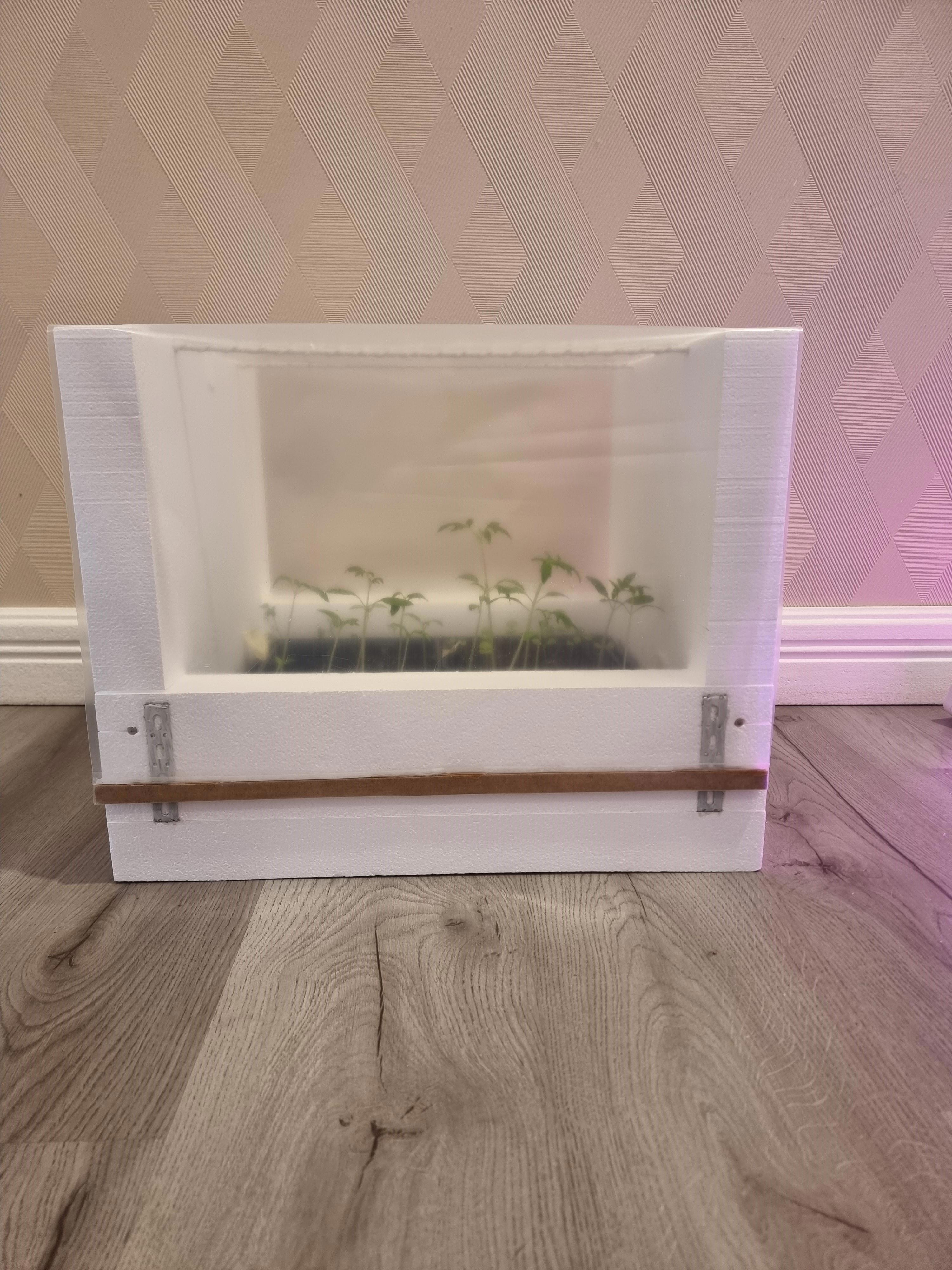 Изображение товара Парник для рассады Facade Decor П0001 разборный 50x40x35см