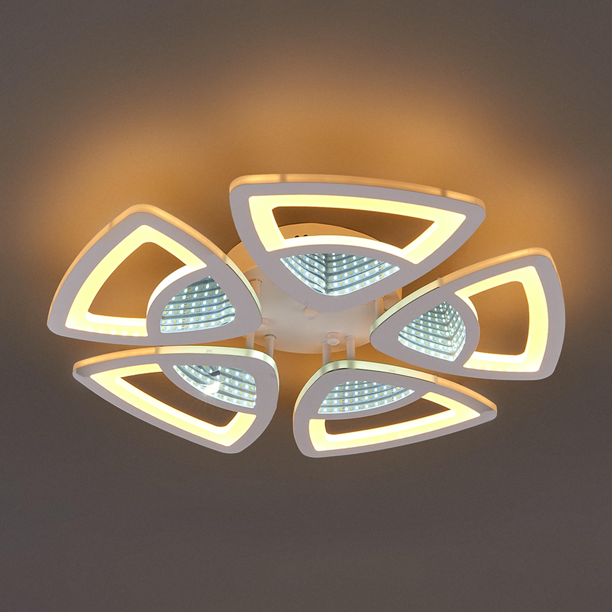 Изображение товара Люстра потолочная светодиодная JLIGHT ATOM 120 Вт с пультом управление для 24 м² белая