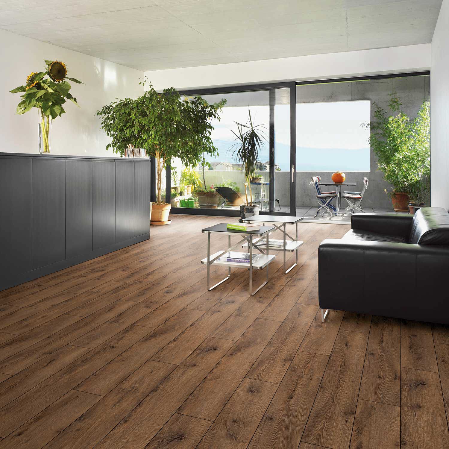 Изображение товара Ламинат Swiss Krono Helvetic Home Дуб Лигурия 8 мм 2 13 м² с фаской для дома и офиса
