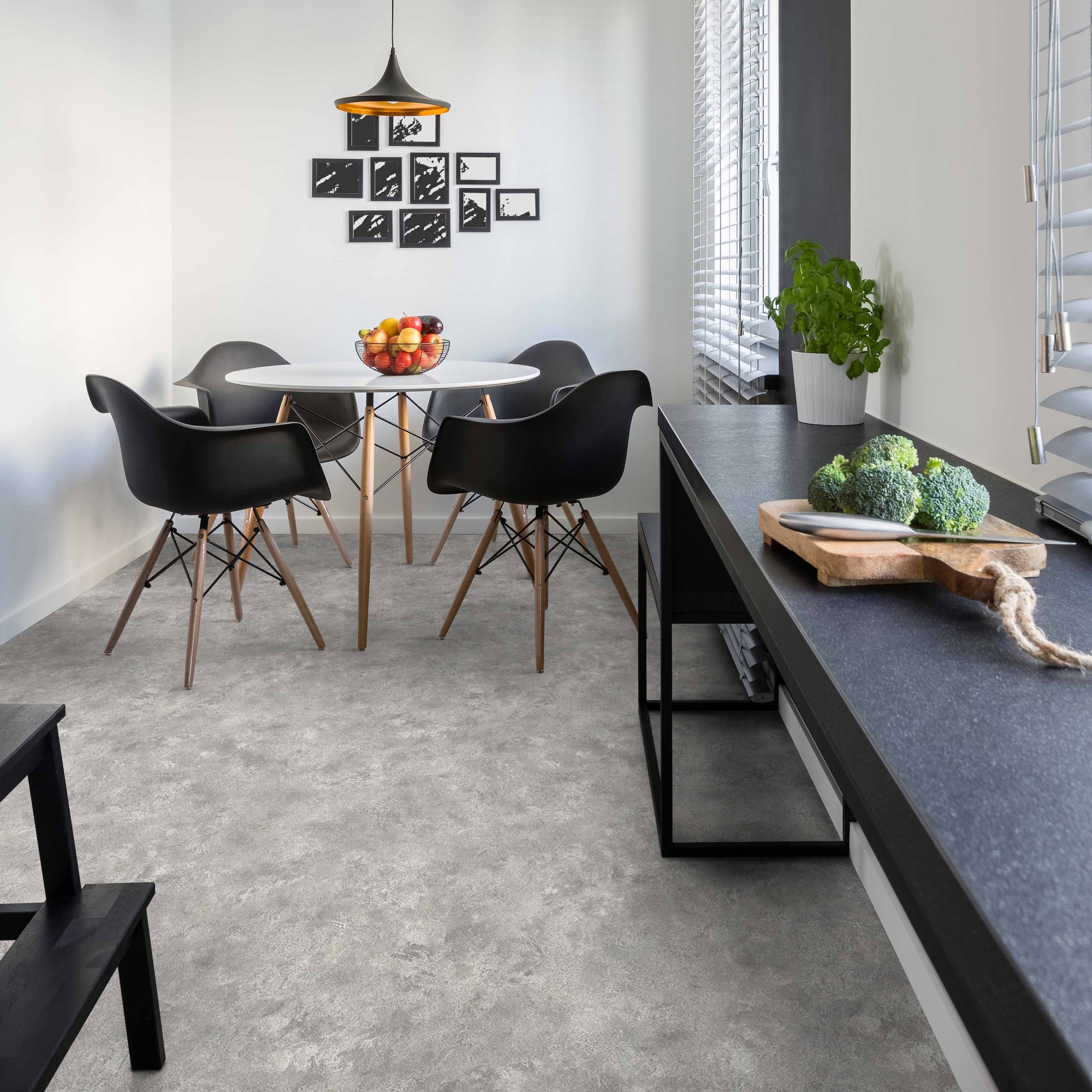 Изображение товара Линолеум Noventis Мастер цемент 32 класс 2 м