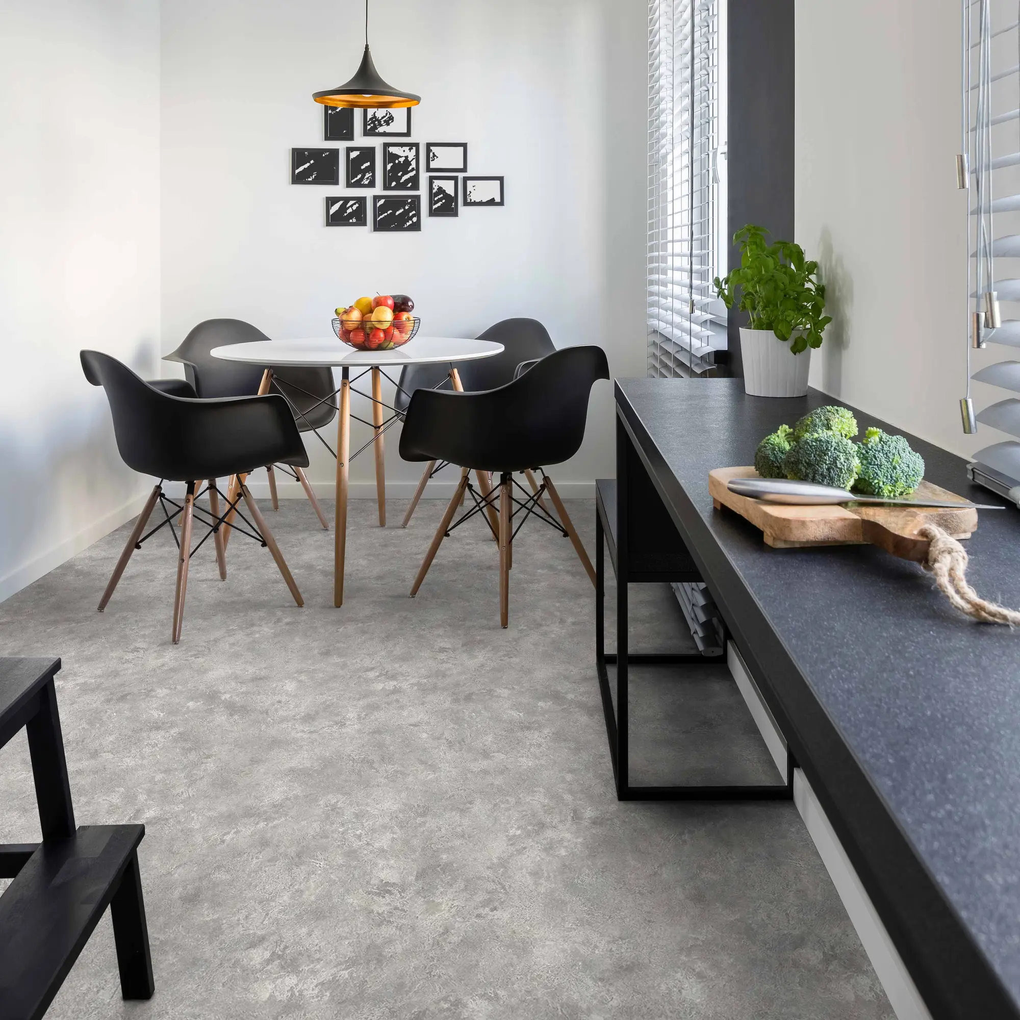 Линолеум «Noventis Мастер цемент» 32 класс 2 м