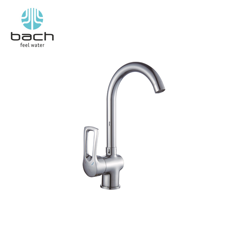 Изображение товара Современный хромированный смеситель для кухни Bach 04360 однорычажный