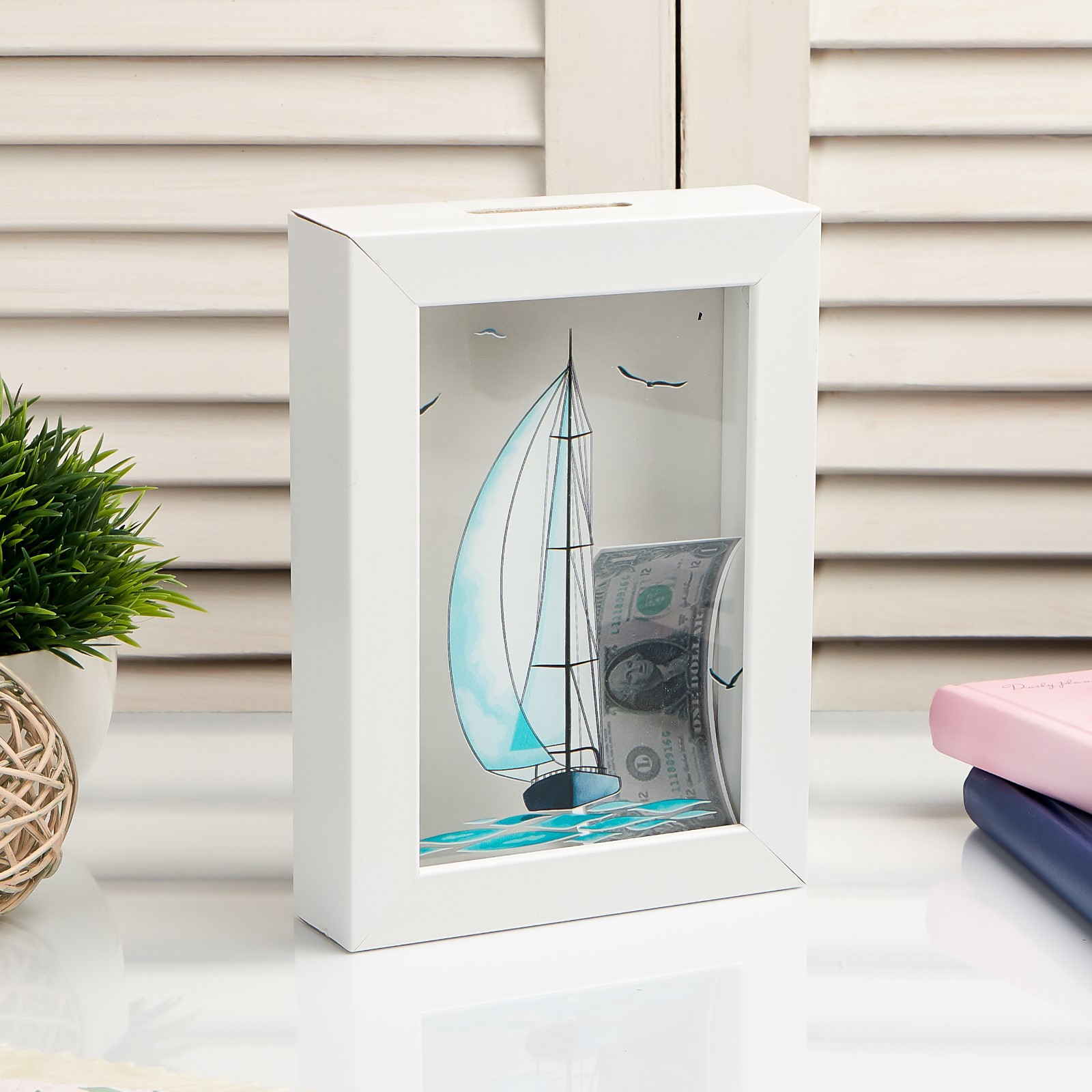 Изображение товара Копилка "Парусник" 17x12x3,8 см — стильная и функциональная копилка