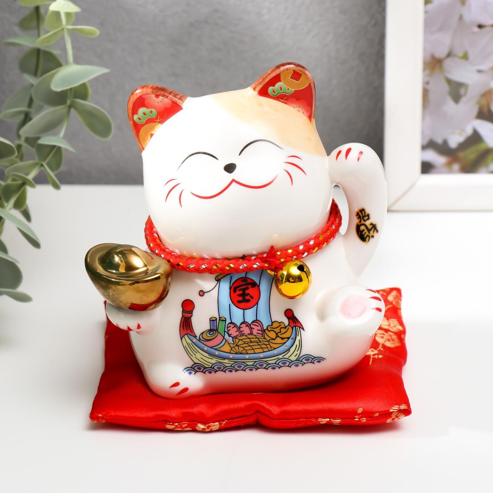 Изображение товара Копилка "Манэки-нэко с кораблём на пузе, со слитком" 10.5x10.5x9 см