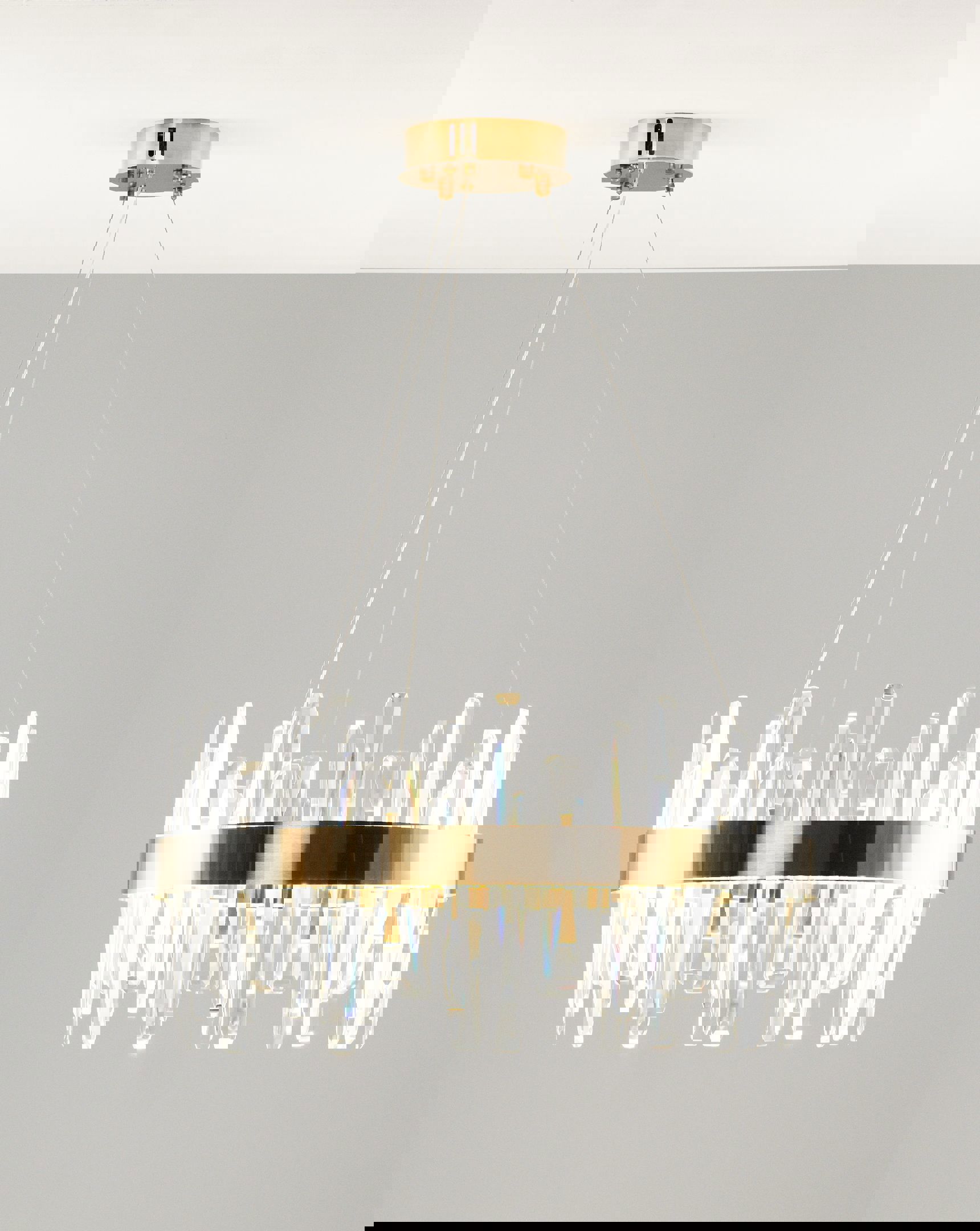 Изображение товара Подвесная люстра MODERLI Emanuel 1 лампа золотой современный стиль