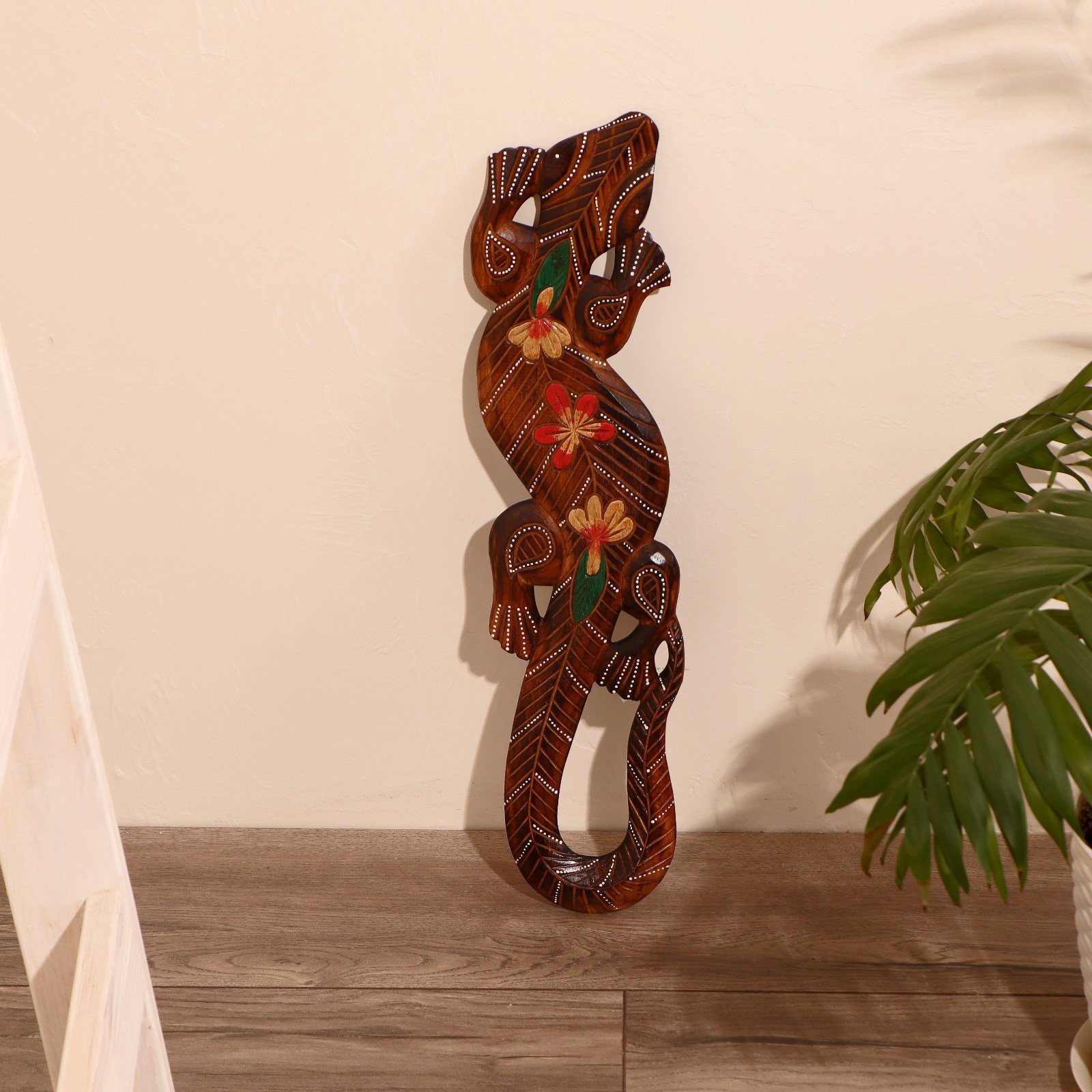 Изображение товара Панно настенное "Геккон" 48x11x1.1 см